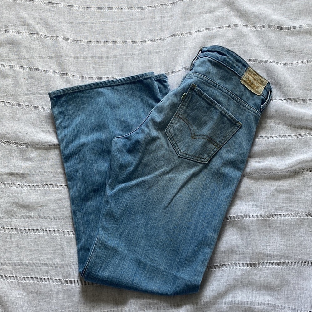 Levi light wash low flare denim. - Picture 7 of 13